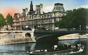 Images Dated 12th March 2019: Paris, France - L Hotel de Ville and pont D Arcole