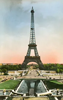 Images Dated 12th March 2019: Paris, France - Tour Eiffel viewed from Palais de Chaillot