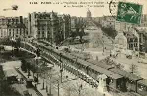 Images Dated 23rd December 2015: Paris - The Metro - Boulevard Pasteur - Les Invalides