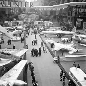 Demonstrations Gallery: Paris Salon Aeronautique 1949 general view at Grand Palais