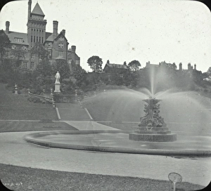 Images Dated 25th November 2015: The Park Preston