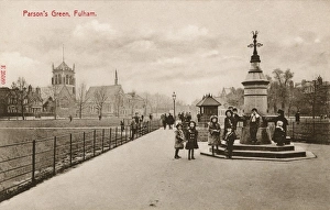 Images Dated 24th March 2017: Parsons Green, Fulham, West London