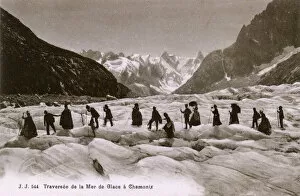 Mountaineering Gallery: Party of men and women cross a glacier - Chamonix, France