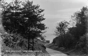 Chine Prints: Pathway to the Sea at Middle Chine