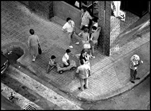 Pavement conversation, Valencia, Spain