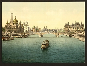 The Pavilions of the Nations and persepective of the bridges The Pavilions of the Nations and persepective of the bridges