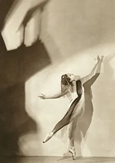 Pointe Prints: Pearl Argyle, ballerina in Pomona, Vic-Wells Ballet