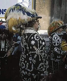 Pearly Gallery: Pearly Queens