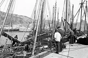 Peel Collection: Peel Harbour, Isle of Man, Victorian period