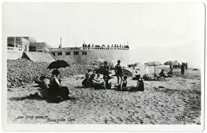 Oregon Collection: People on the beach at Seaside, Oregon, USA
