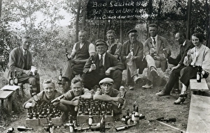 Images Dated 6th July 2017: People enjoying a beer picnic, Germany