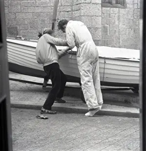 Dinghy Prints: Two people preparing a sailing dinghy
