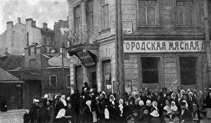 Cyrillic Prints: People queueing for food, Russia