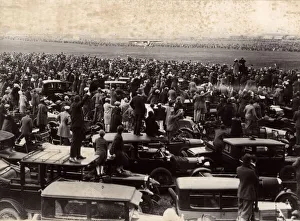 Images Dated 4th February 2019: People standing on car roofs to see a plane landing