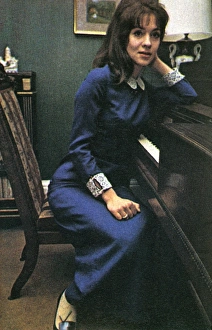 Akehurst Gallery: What People Are Wearing - Viscountess Dunluce