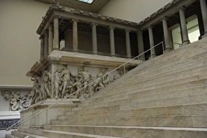 Aquatic Gallery: Pergamon Altar. Detail
