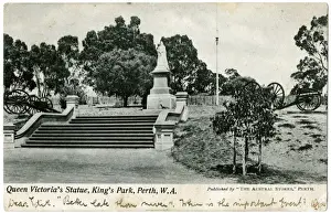 Perth Prints: Perth, Australia - Queen Victorias Statue - Kings Park