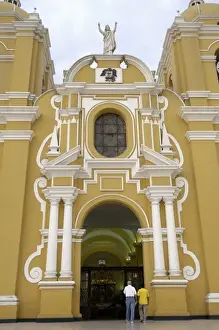 Libertad Prints: PERU. Trujillo. Arms Square. Fa硤e of the cathedral