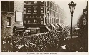 Wentworth Prints: Petticoat Lane Market, London - Sunday Morning