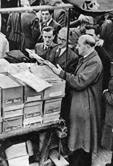 Buyer Prints: Petticoat Lane salesman