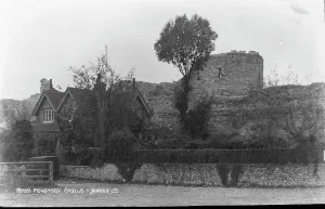 Sightseeing Prints: Pevensey Castle