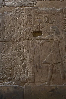Amoun Gallery: Pharaoh Amenhotep III offering to the god Amun lotus flower