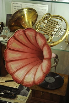 Recording on Phonograph