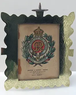 Photo frame - printed coloured badge of Royal Engineers
