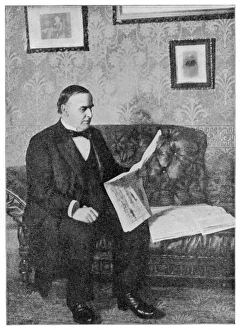 Mckinley Gallery: Photo, McKinley at Home