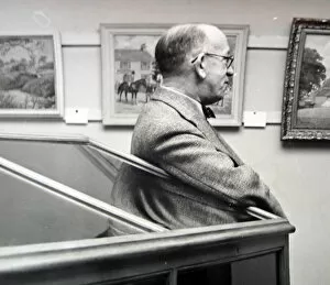 Images Dated 2nd May 2009: Photo of William Harold Hutchings at art exhibition