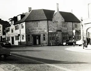 Yeovil Prints: Photograph of Albion Inn, Yeovil, Somerset