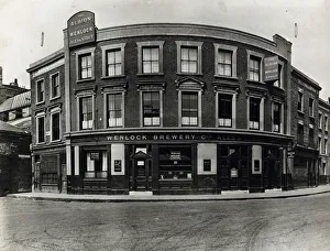 Albion Gallery: Photograph of Albion PH, Barnsbury, London