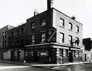 Photograph of Angel & Crown PH, Bethnal Green (Old), London