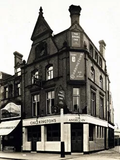 The National Brewery Centre Archives Gallery: Photograph of Angel Inn, Tooting, London