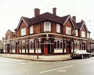 The National Brewery Centre Archives Gallery: Photograph of Avenue Hotel, Manor Park, London