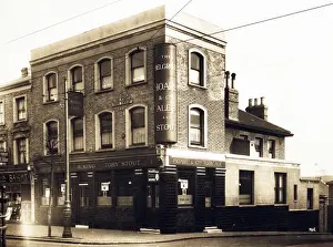 Photograph of Belgrave Tavern, Finchley, London