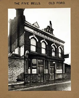 Photograph of Five Bells PH, Bow, London