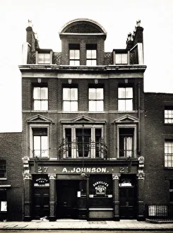 Images Dated 22nd February 2021: Photograph of Blenheim PH, Chelsea, London