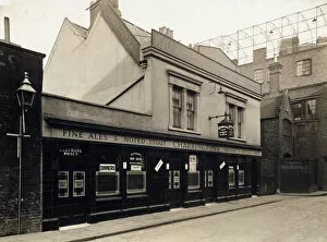 Images Dated 22nd February 2021: Photograph of Blue Anchor PH, Bermondsey, London