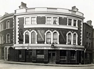 Images Dated 22nd February 2021: Photograph of Blue Anchor PH, East Smithfield, London