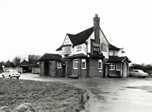 Images Dated 22nd February 2021: Photograph of Blue Anchor PH, Tadworth, Surrey