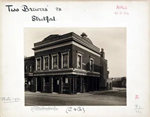Stratford Prints: Photograph of Two Brewers PH, Stratford, London