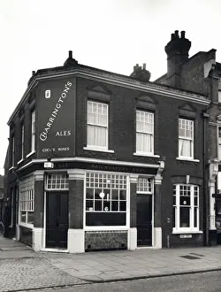Bricklayers Prints: Photograph of Bricklayers Arms, Beckenham, Greater London