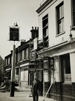 Norwood Prints: Photograph of Bricklayers Arms, Norwood (Old), London