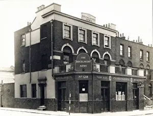Bricklayers Prints: Photograph of Bricklayers Arms, Shoreditch, London