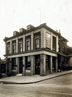 Photograph of Bridge House Tavern, Penge, London