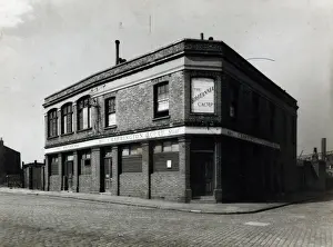 Photograph of Britannia PH, Canning Town, London