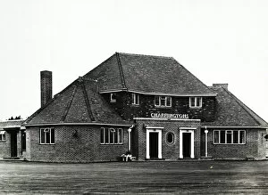 Images Dated 16th February 2021: Photograph of Britannia PH, Lancing, Sussex