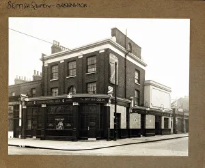 Photograph of British Queen PH, Greenwich, London