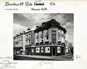 Images Dated 11th January 2021: Photograph of Brockwell Park Tavern, Herne Hill, London